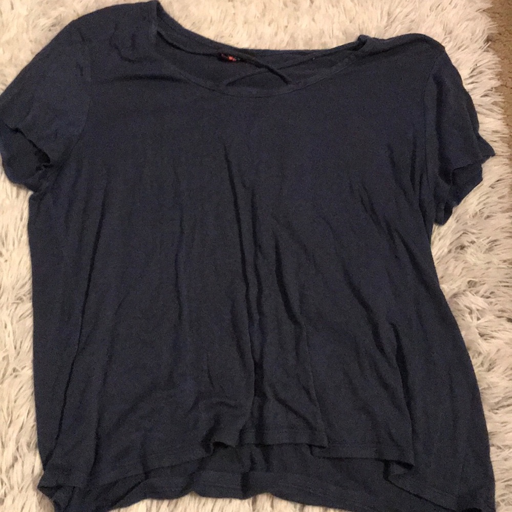 Dark blue cross neck t-shirt💙